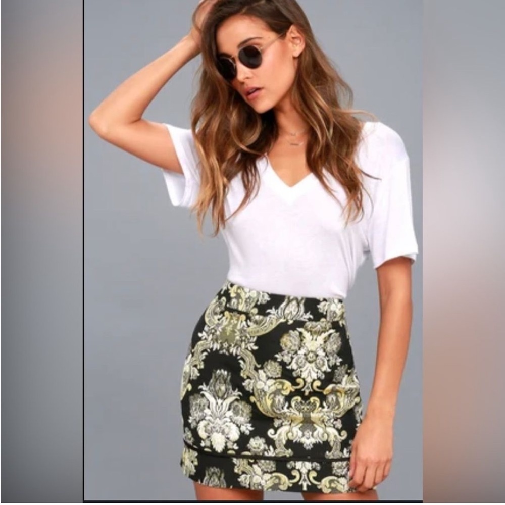 Honey Belle Black And Gold Metallic Pattern Skirt